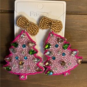 Pink 💕 Christmas Tree Earrings Beautiful Lightweight